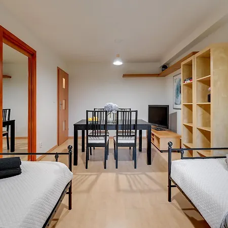 48 Apartment *